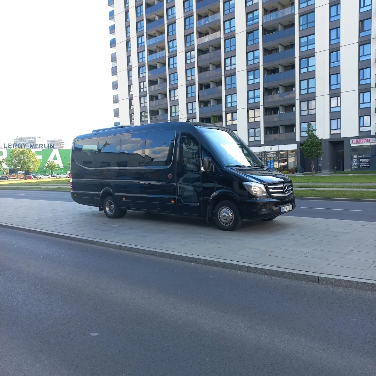 Autokar i flota firmy Altbus - Wynajem Busów z Kierowcą Warszawa