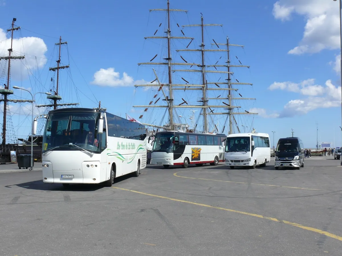 Autokar i flota firmy Firma Autokarowa Dobrucki - przewóz osób, Autokary, Transport Gdynia