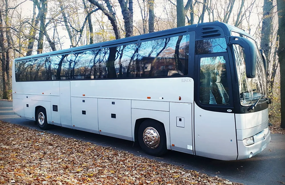 Autokar i flota firmy Hermes WYNAJEM AUTOKARÓW TORUŃ - Autobusy - Przewozy autokarowe