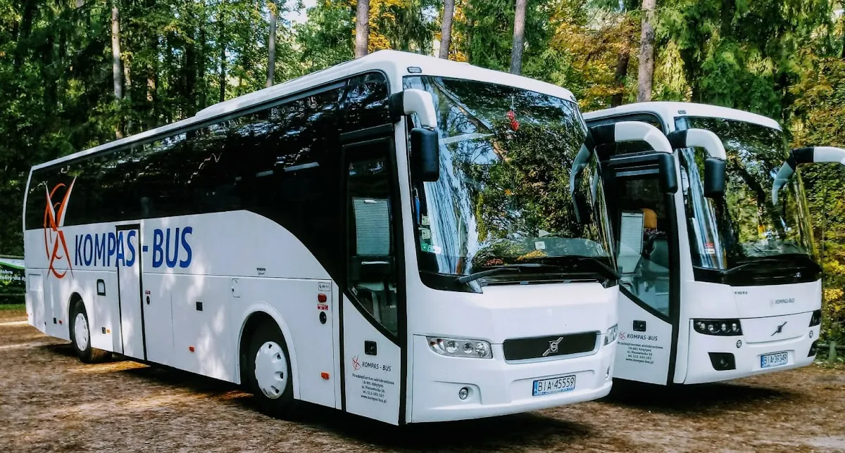 Autokar i flota firmy Kompas-Bus - wynajem autokarów i busów