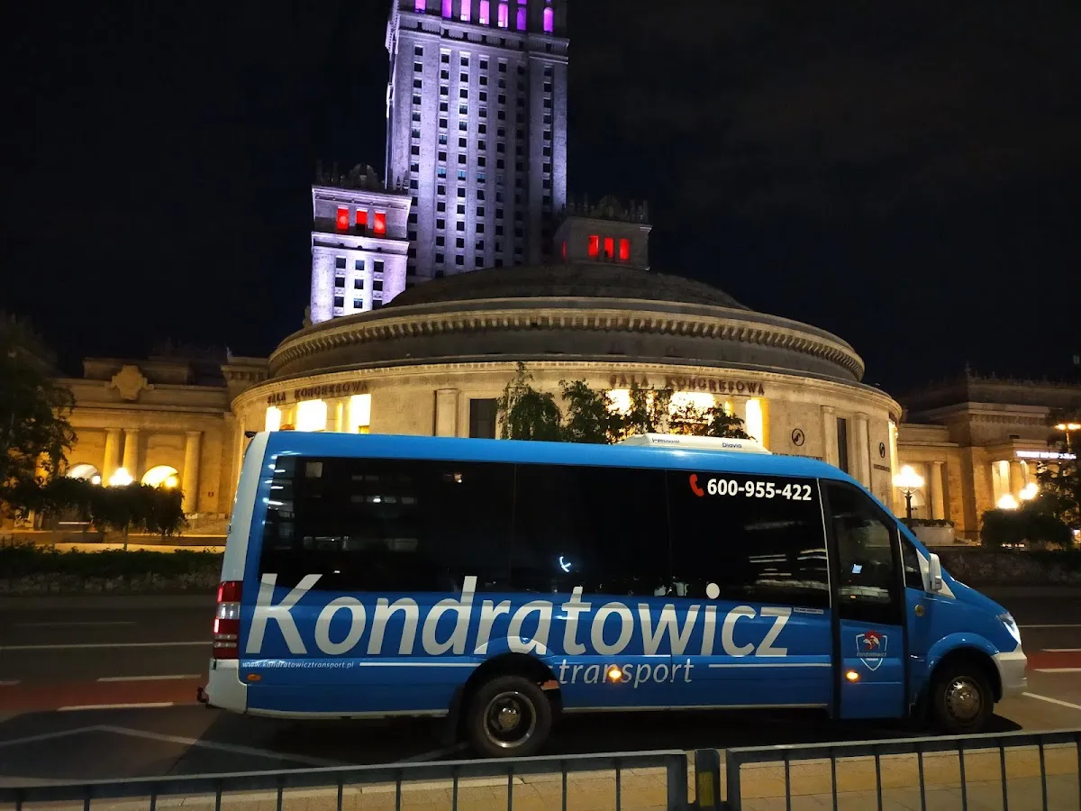 Autokar i flota firmy Kondratowicz Transport - Busy na lotnisko, Wynajem Busów