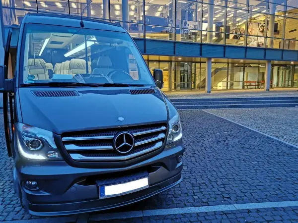 DannyBus - Wynajem autokarów i busów