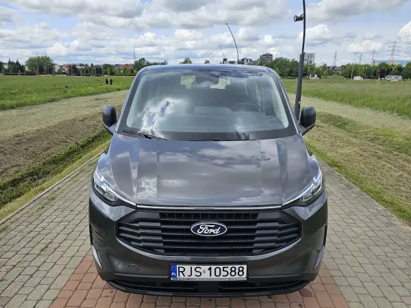 HANDY BUS RENT – Wynajem busów 9 osobowych | bez limitu km | Rzeszów