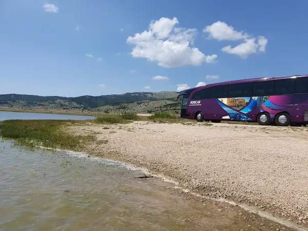 ROB-CAR Robert Kmiotek Przewozy Autokarowe i Wynajem Autokarów