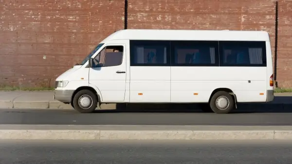 Skowroński Busy Wynajem Autokarów