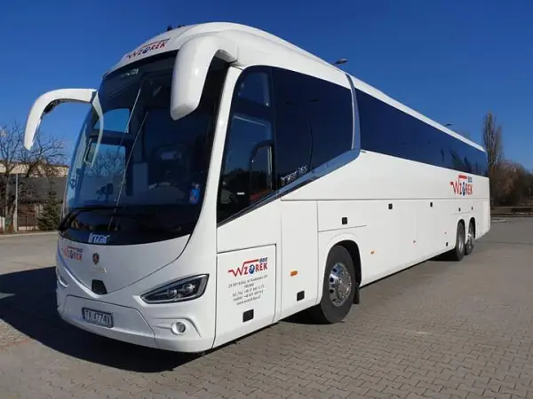 Wzorek-Bus. Autoholowanie, usługi transportowe, przewóz osób