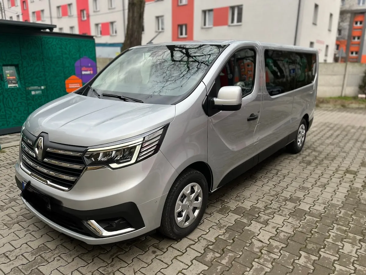 Autokar i flota firmy MasterBUS