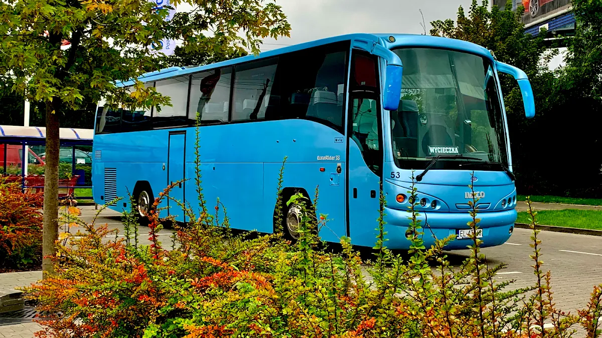 Autokar i flota firmy NIKO - Wynajem Autobusów i Busów