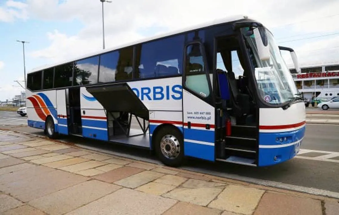 Autokar i flota firmy Norbis - wynajem autokarów, autobusów, busów