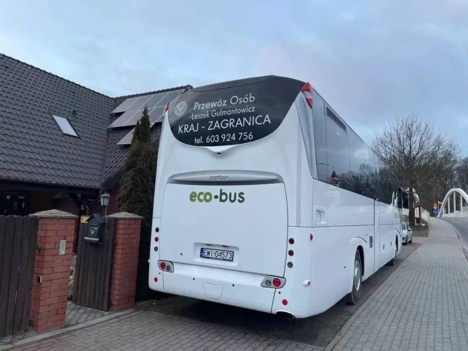 Autokar i flota firmy Przewóz Osób Leszek Gulmantowicz Przewozy krajowe i międzynarodowe