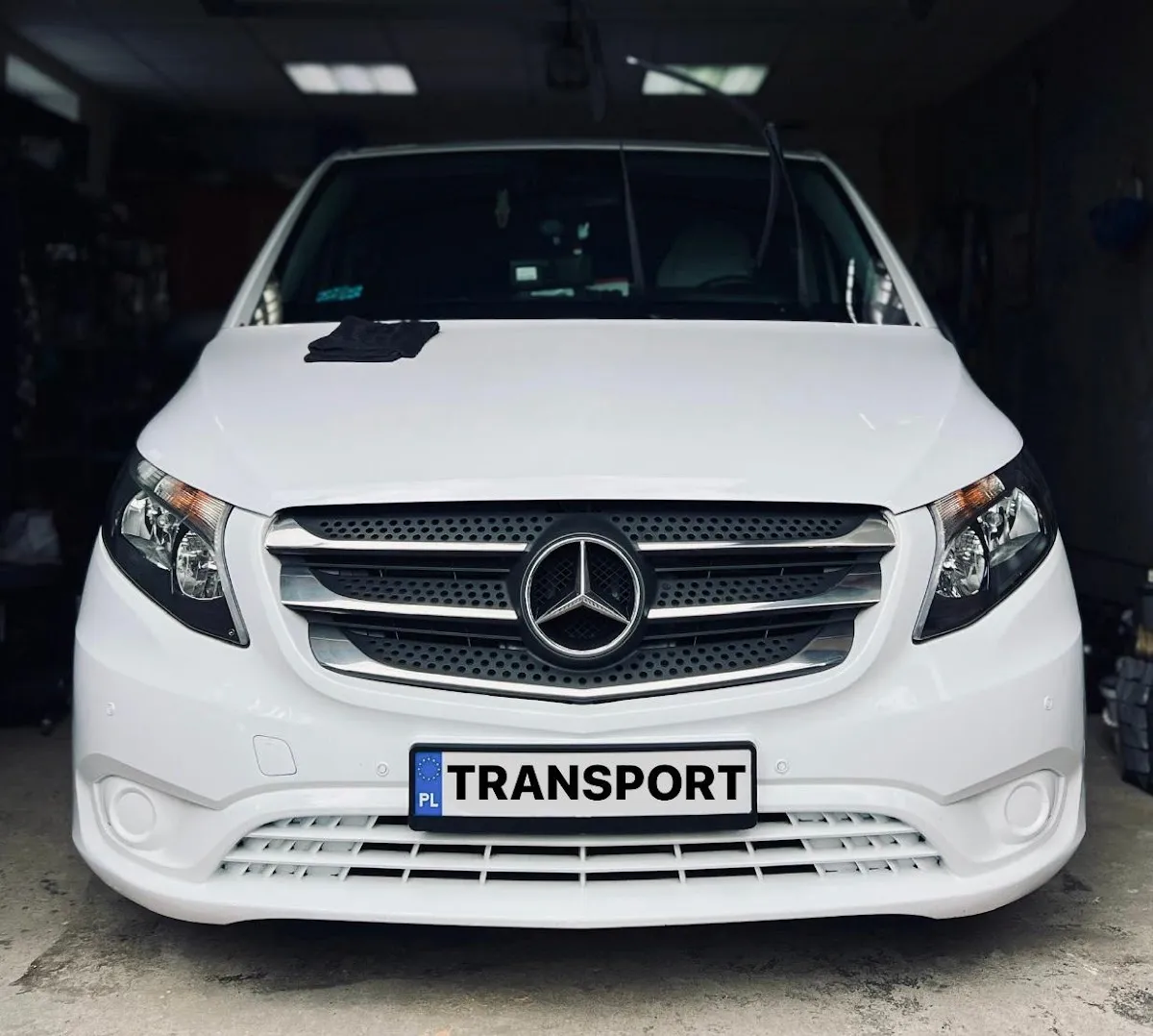 Autokar i flota firmy Przewóz osób transport