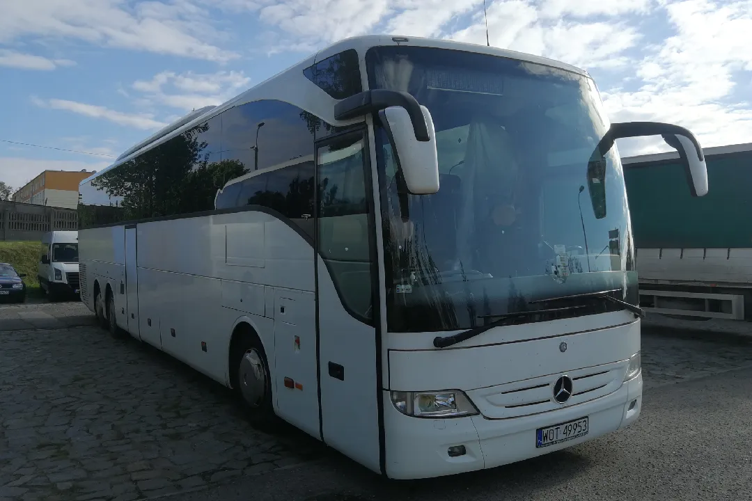 Autokar i flota firmy Staszek Usługi Przewozowe - Stanisław Majewski