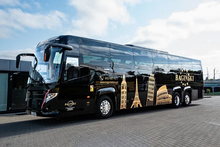 Autokar i flota firmy Wynajem autokarów Białystok - Bagiński Bus